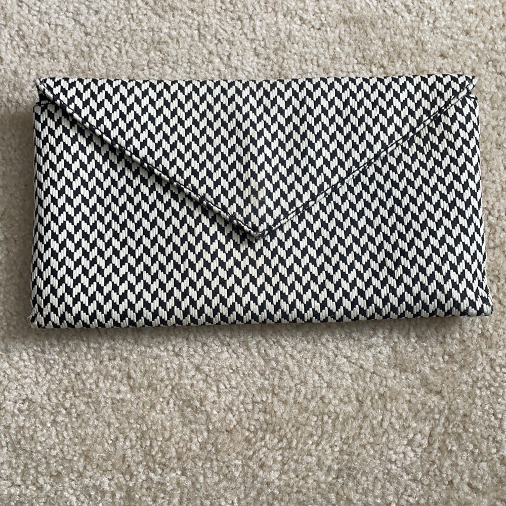 JCrew black and white houndstooth clutch with chain